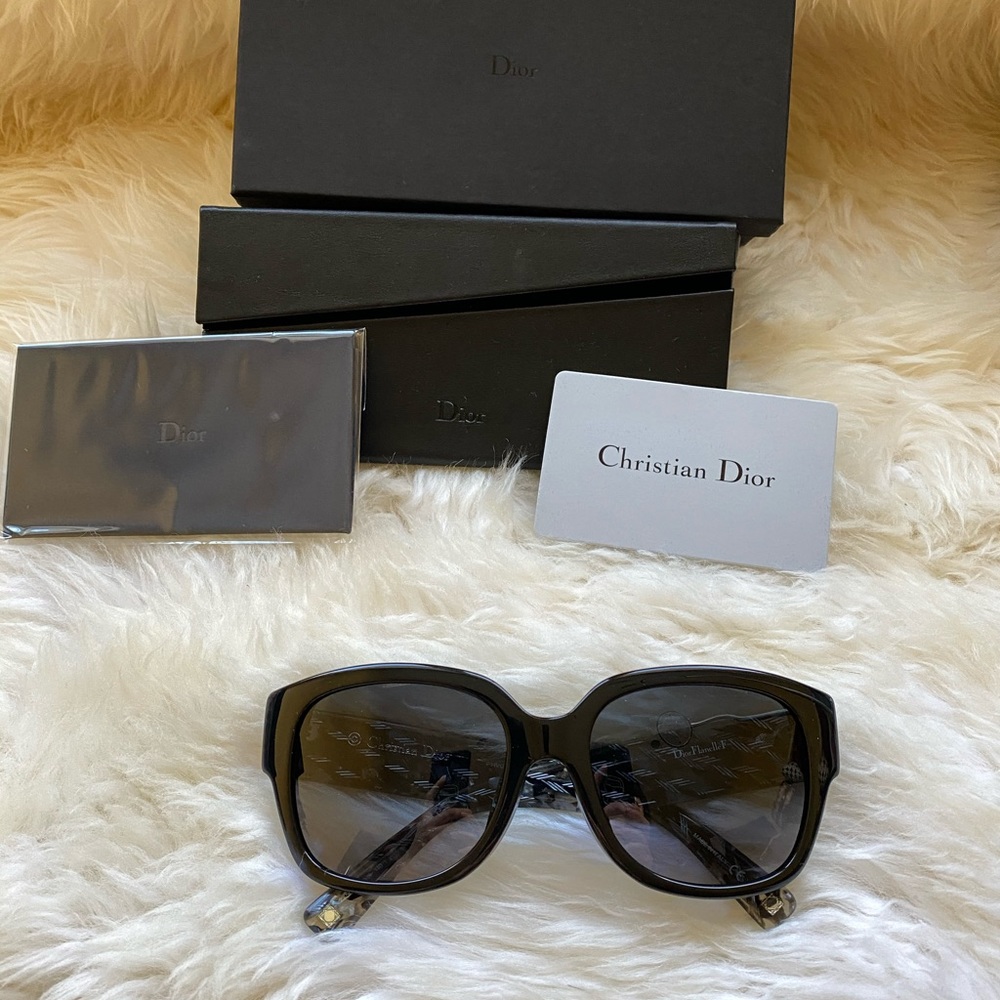 New authentic Dior Sunglasses - Picture 9 of 9